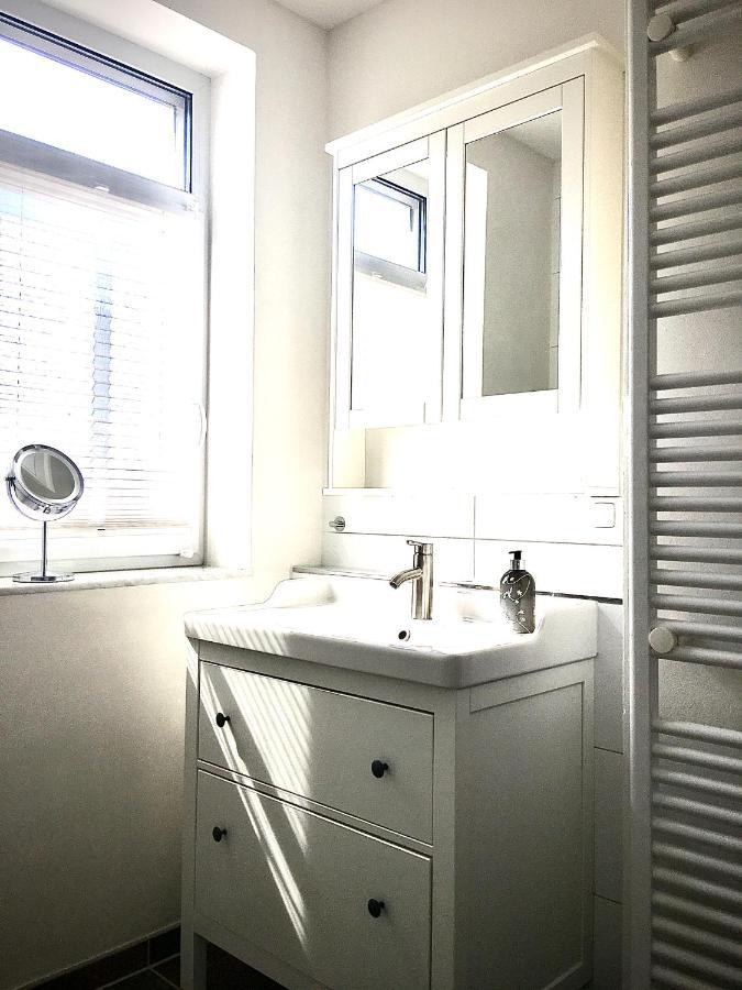 Komplettes Ferienhaus Fuer Bis Zu 4 Personen Dornheim エクステリア 写真